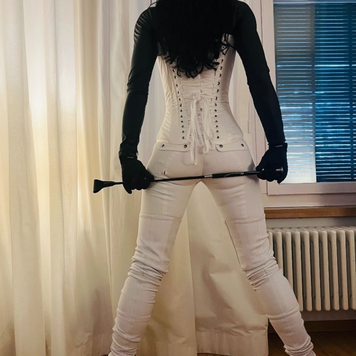 Foto 5 von 5 – Galerie 'Stiefel'